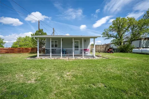 Exterior - 207 2nd St E, Clyde Park, MT 59018 photo 7 of 8