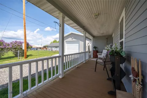 Exterior - 207 2nd St E, Clyde Park, MT 59018 photo 4 of 8