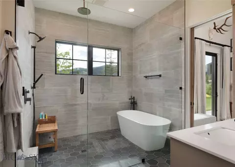 Bath - 75 Vera Ct, Bozeman, MT 59718 photo 2 of 5