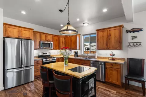 Kitchen - 1165 Stewart Loop, Bozeman, MT 59718 photo 3 of 4
