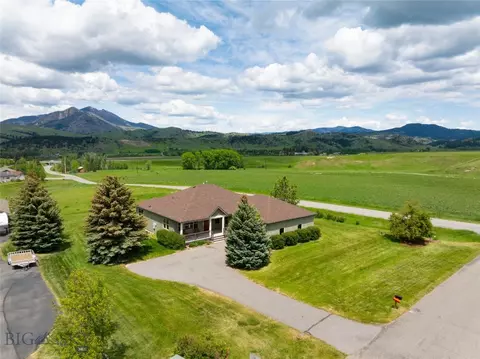15 Blue Grouse Ct, Bozeman, MT 59715