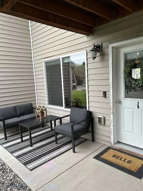 904 Jeanette Pl #1, Belgrade, MT 59714