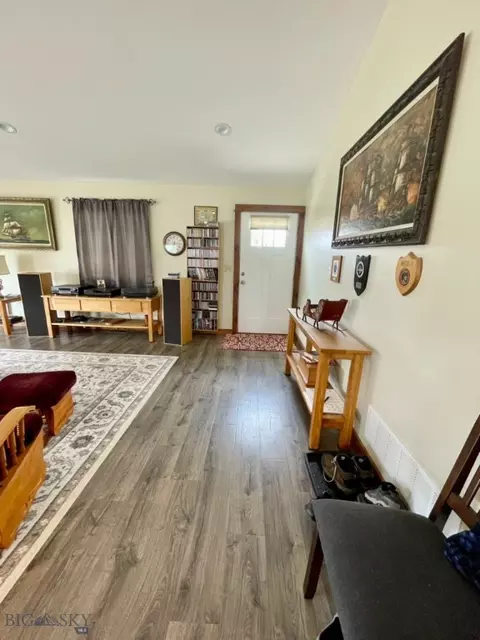 121 Ridge Ct, Dillon, MT 59725 photo 5