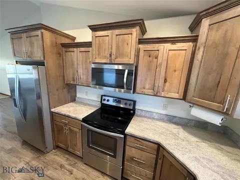 121 Ridge Ct, Dillon, MT 59725 photo 8