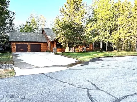 328 Shoshone Avenue Ave, West Yellowstone, MT 59758