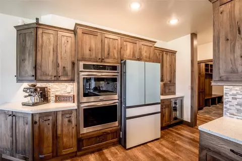 Kitchen - 8 Sunset Ct, Ennis, MT 59729 photo 6 of 7