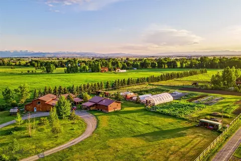 3573 Spain Bridge Rd, Belgrade, MT 59714