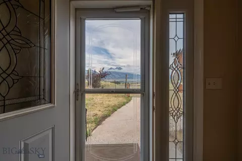 Entry Way - 3 Evening Star Dr, Emigrant, MT 59027 photo 1 of 3