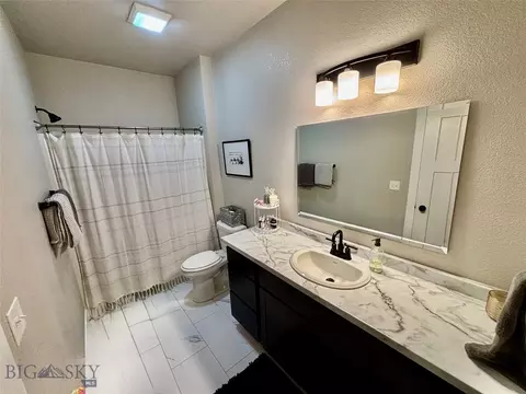 Bath - 165 Johnson Ave, Dillon, MT 59725 photo 1 of 2