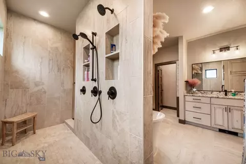 Bath - 16 Tight Loop Dr, Bozeman, MT 59718 photo 8 of 15