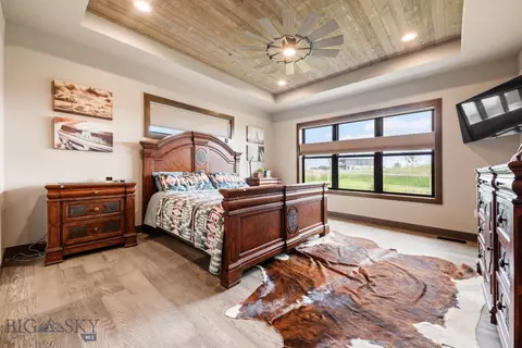 Bedroom - 16 Tight Loop Dr, Bozeman, MT 59718 photo 1 of 8