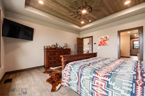Bedroom - 16 Tight Loop Dr, Bozeman, MT 59718 photo 3 of 8