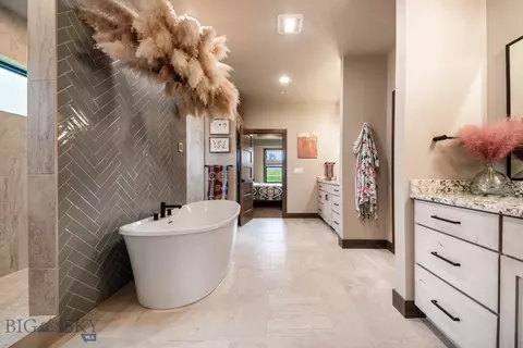 Bath - 16 Tight Loop Dr, Bozeman, MT 59718 photo 6 of 15