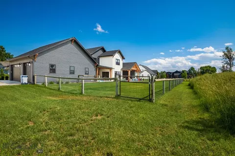 Exterior - 16 Tight Loop Dr, Bozeman, MT 59718 photo 11 of 16