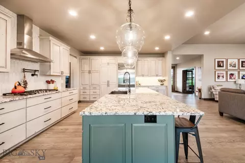 Kitchen - 16 Tight Loop Dr, Bozeman, MT 59718 photo 4 of 10