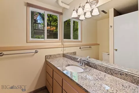 Bath - 504 Morrow St, Bozeman, MT 59715 photo 4 of 5