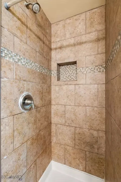 Bath - 504 Morrow St, Bozeman, MT 59715 photo 5 of 5