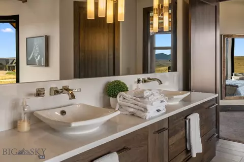 Bath - 155 Peacemaker Ridge Rd, Belt, MT 59412 photo 3 of 11