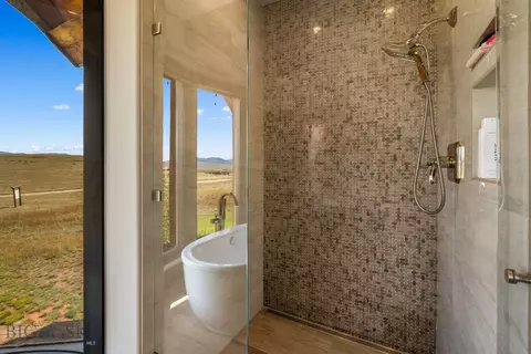 Bath - 155 Peacemaker Ridge Rd, Belt, MT 59412 photo 6 of 11