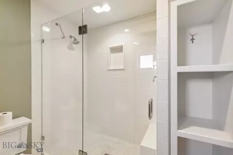 Bath - 33 Oasis Trl, Bozeman, MT 59718 photo 3 of 5