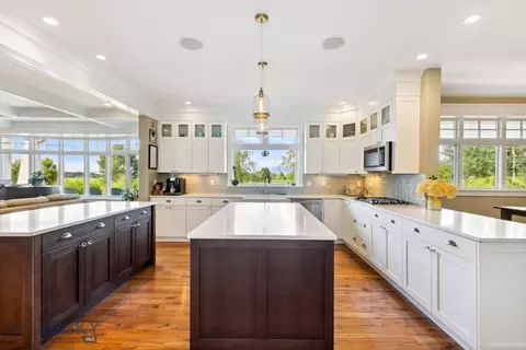 Kitchen - 33 Oasis Trl, Bozeman, MT 59718 photo 3 of 10