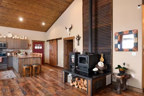 333 Shining Mountains Loop, Ennis, MT 59729 photo 10