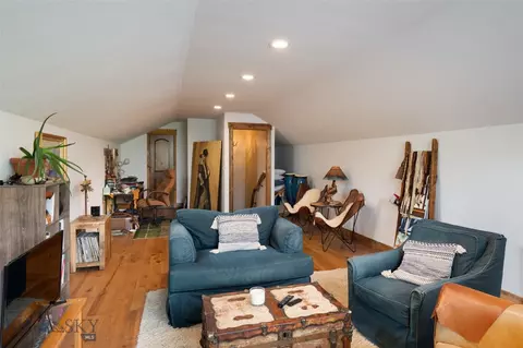 333 Shining Mountains Loop, Ennis, MT 59729 photo 17