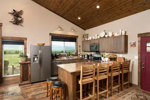 333 Shining Mountains Loop, Ennis, MT 59729 photo 11