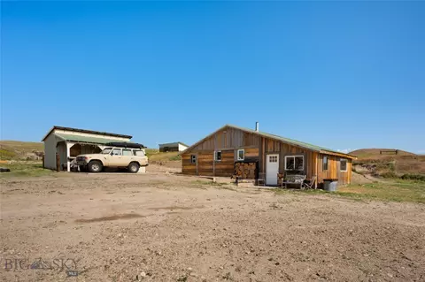 73 W Baker Ln S, Twin Bridges, MT 59754