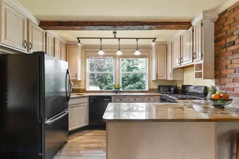 210 W Graf St, Bozeman, MT 59715 photo 13