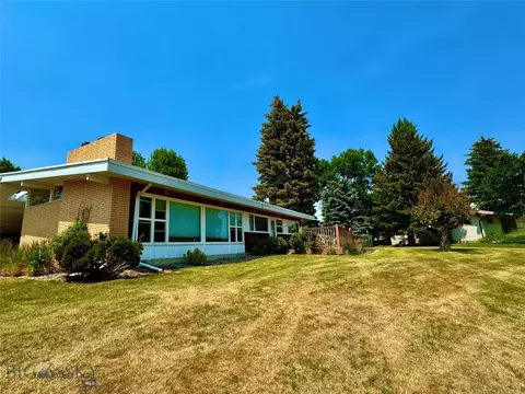 1700 Saint Charles St, Fort Benton, MT 59442