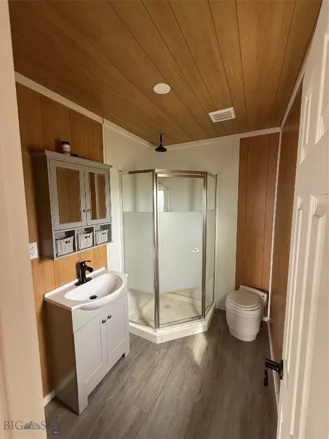 Bath - 357 Pole Gulch Rd, Three Forks, MT 59752 photo 2 of 2