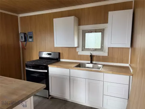 Kitchen - 357 Pole Gulch Rd, Three Forks, MT 59752 photo 2 of 2
