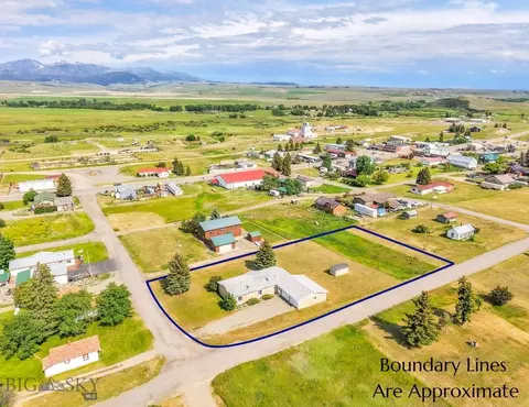 215 Sacajawea St W, Wilsall, MT 59086