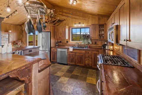 Kitchen - 26 Dalesview, Three Forks, MT 59752 photo 1 of 3