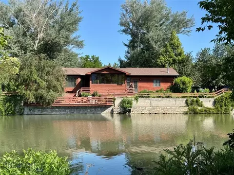 504 S Yellowstone St, Livingston, MT 59047