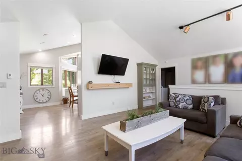 Living - 104 Cedar Lk, Butte, MT 59701 photo 4 of 4