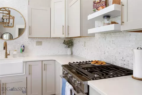 Kitchen - 104 Cedar Lk, Butte, MT 59701 photo 3 of 6