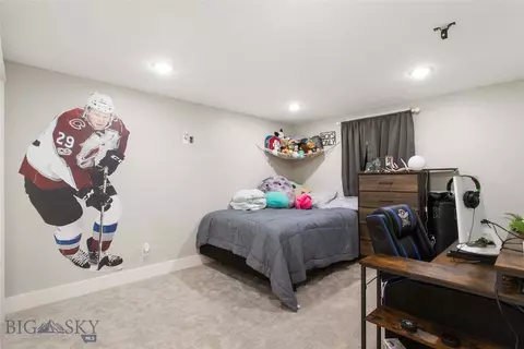 Bedroom - 104 Cedar Lk, Butte, MT 59701 photo 16 of 21