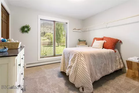 Bedroom - 104 Cedar Lk, Butte, MT 59701 photo 12 of 21