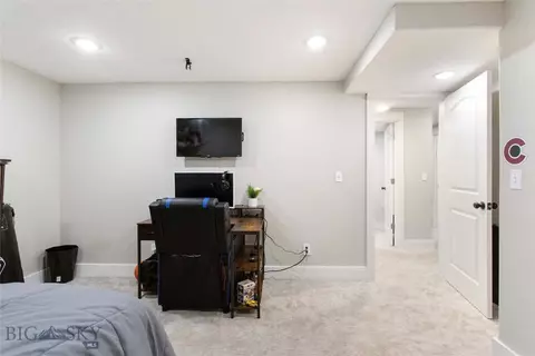 Bedroom - 104 Cedar Lk, Butte, MT 59701 photo 18 of 21