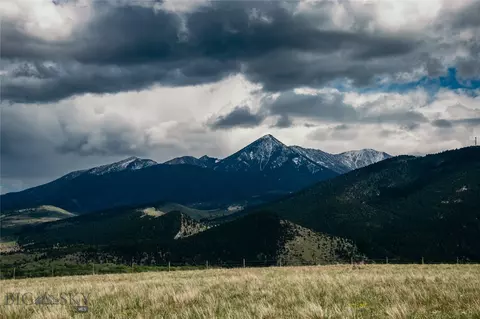 88 Buffalo Trail Rd, Livingston, MT 59047