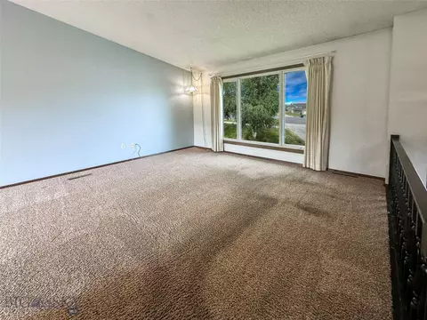 Living - 1716 S Rouse, Bozeman, MT 59715 photo 7 of 10
