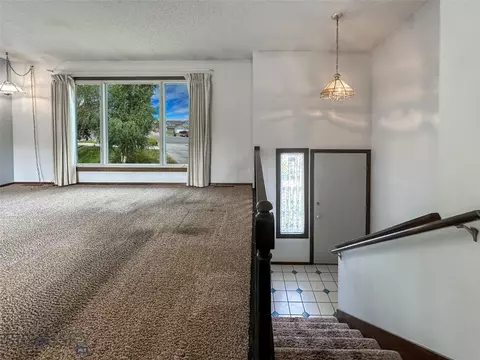 Living - 1716 S Rouse, Bozeman, MT 59715 photo 5 of 10