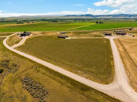 1 Christopher Ct, Three Forks, MT 59752