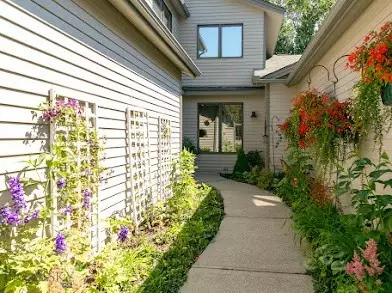 3 Gallatin #B, Bozeman, MT 59718