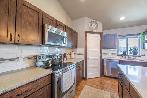 121 Scott Dr, Bozeman, MT 59718 photo 9