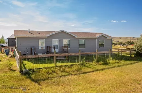1102 E 2nd St, Big Timber, MT 59011