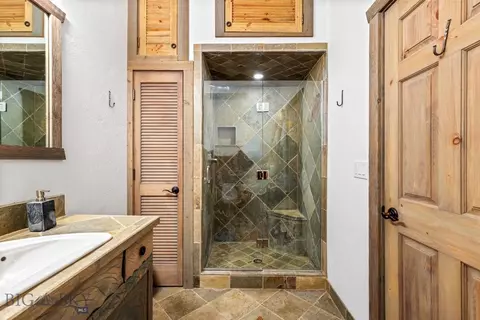 Bath - 140 Upper Beehive Loop Rd, Big Sky, MT 59716 photo 9 of 13