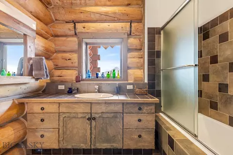 Bath - 140 Upper Beehive Loop Rd, Big Sky, MT 59716 photo 11 of 13